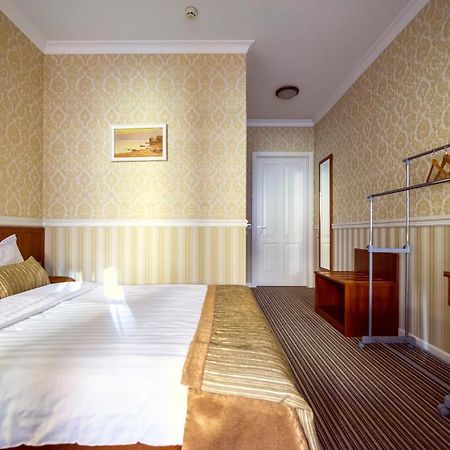 Consul Hotel Консул 敖德萨 外观 照片