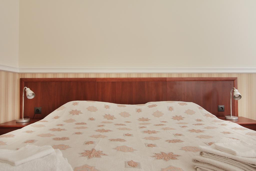 Consul Hotel Консул 敖德萨 客房 照片