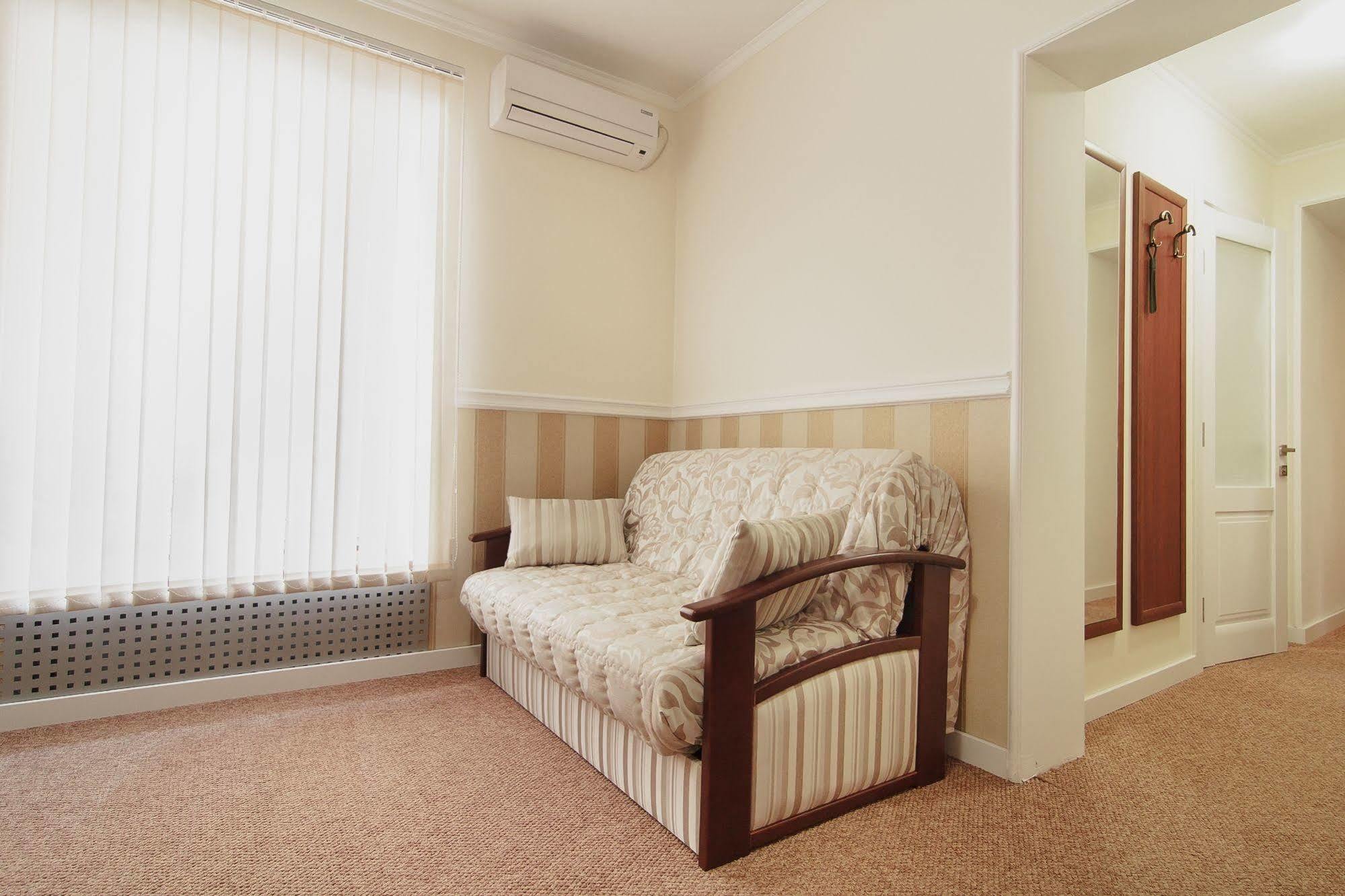 Consul Hotel Консул 敖德萨 外观 照片
