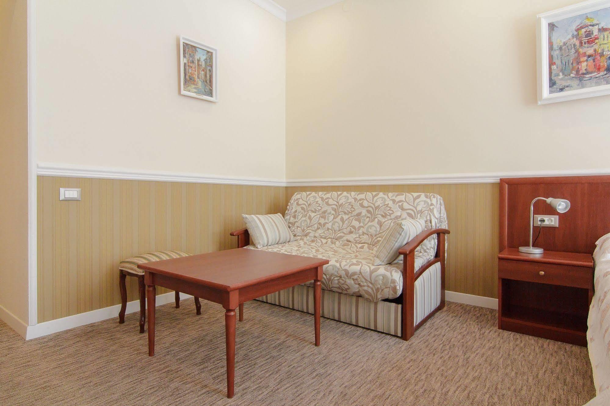 Consul Hotel Консул 敖德萨 外观 照片
